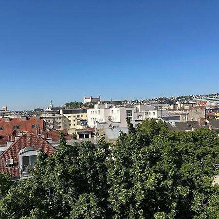 Urban Zenhouse No.2 - Breakfast Included Apartment Bratislava Exterior foto