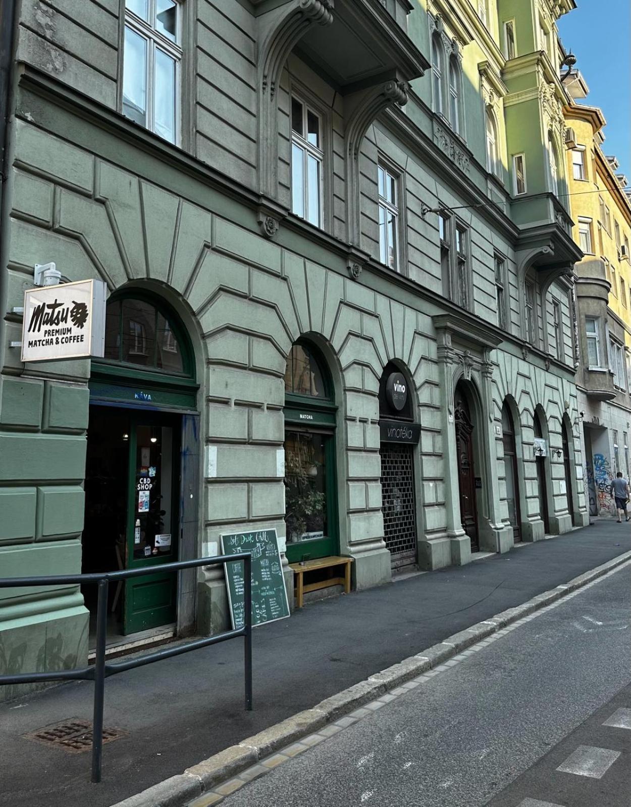 Urban Zenhouse No.2 - Breakfast Included Apartment Bratislava Exterior foto
